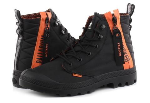 Palladium Outdoor boots Pampa Unlocked