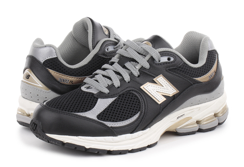 New Balance Sneakers M2002