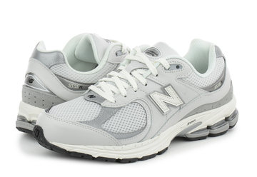 New Balance Sneaker M2002